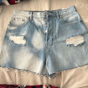 PAC SUN ULTRA HIGH RISE VINTAGE SHORTS size 28